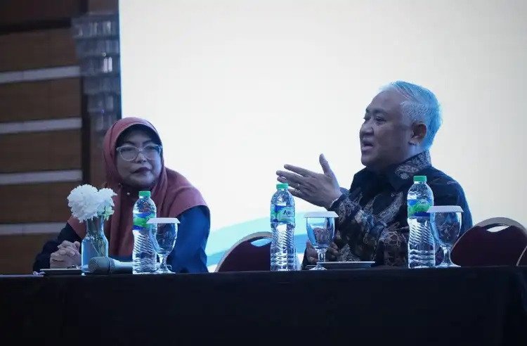 Bersamai Kader NA, Din Syamsuddin Dorong Generasi Muda Tak Berhenti Belajar